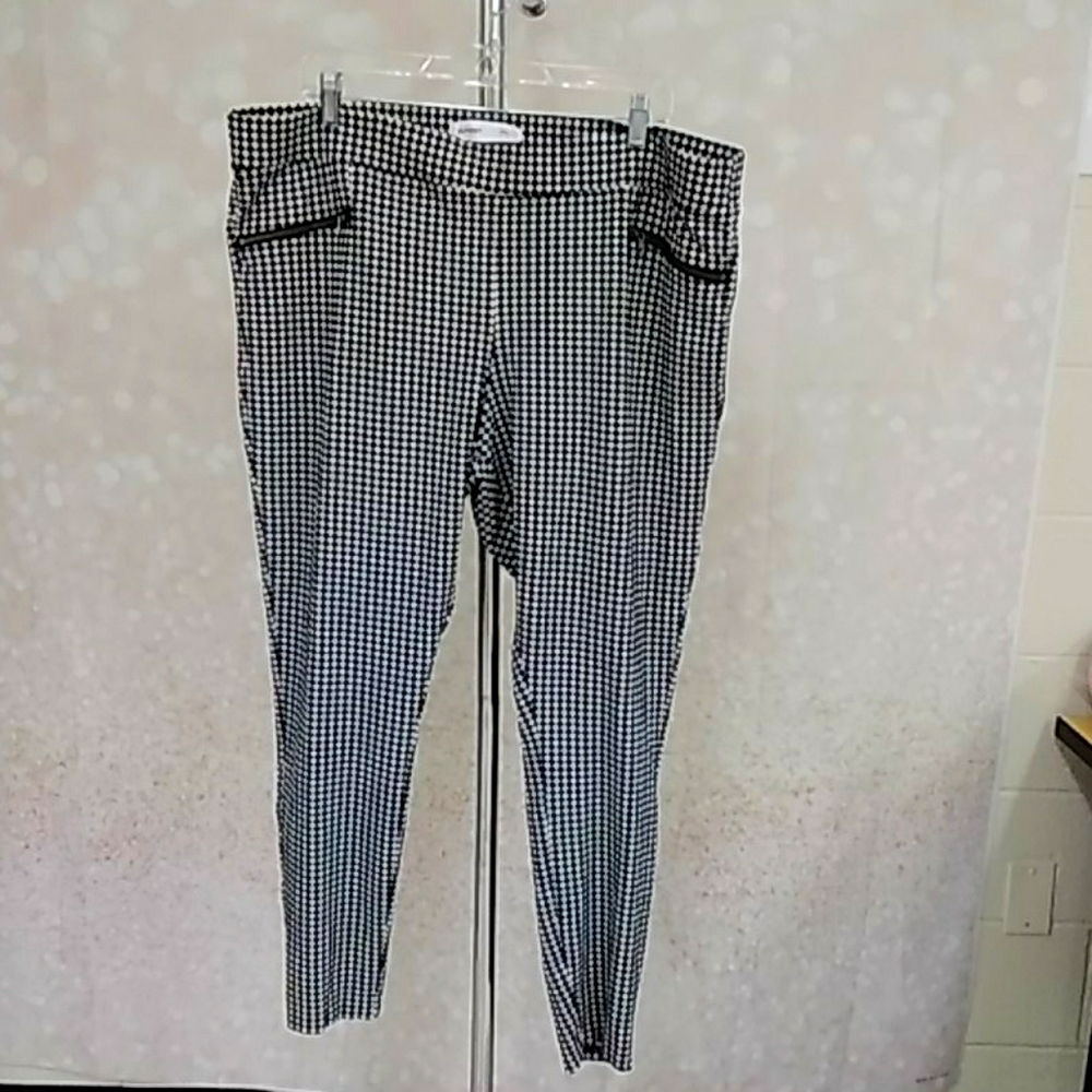 0ld Navy  women's  pants  2050